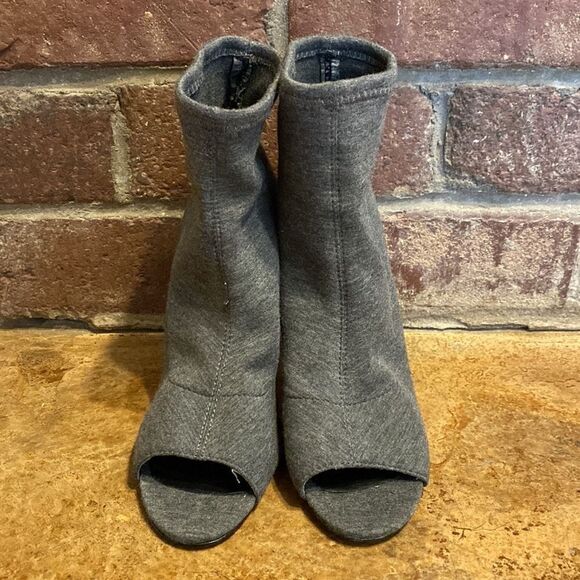 Brian Atwood grey heather stretch knit fabric peep toe heeled‎ booties - Picture 4 of 8